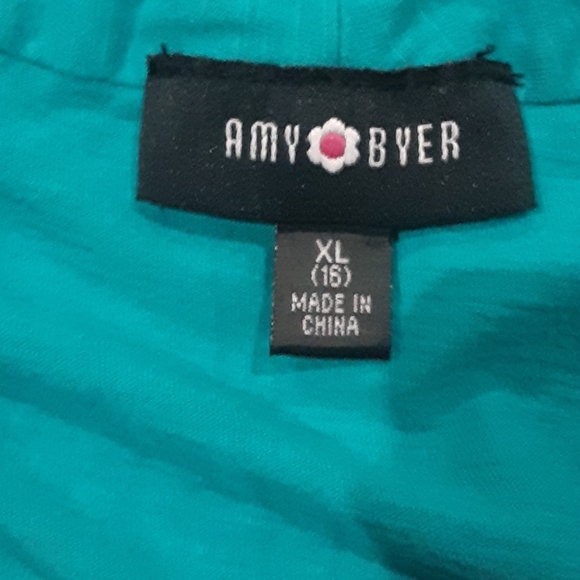 4 girls shirts - Picture 3 of 10